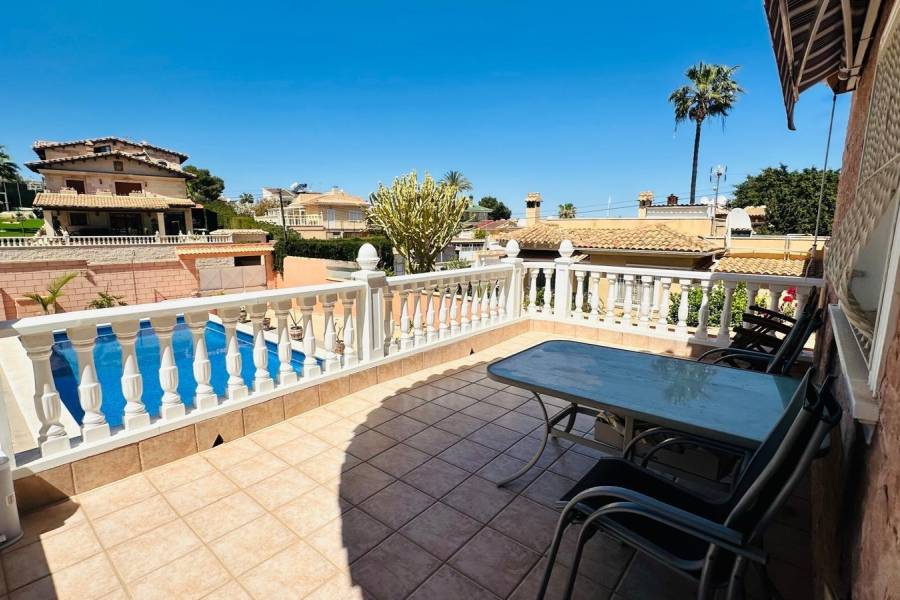 Venta - Chalet - Los Balcones - Los Altos del Edén - Torrevieja