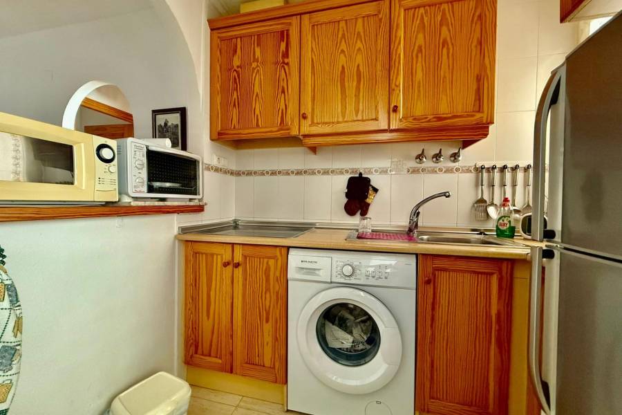 Venta - Apartamento - Estacion de autobuses - Torrevieja