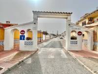 https://fotos15.apinmo.com/4147/29048715/2-27.jpg