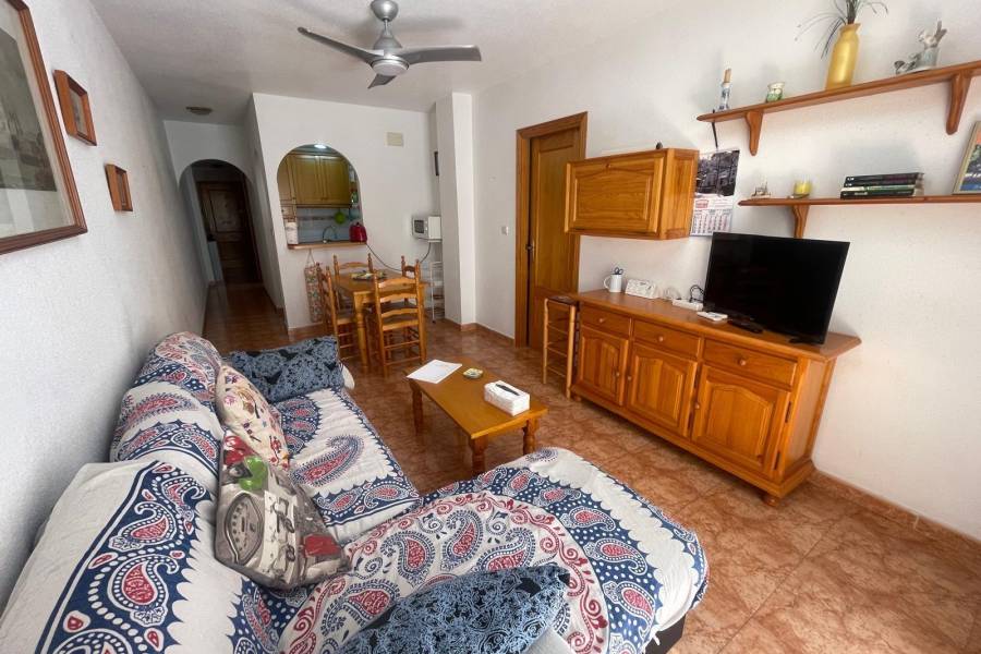 Venta - Apartamento - Playa de los locos - Torrevieja