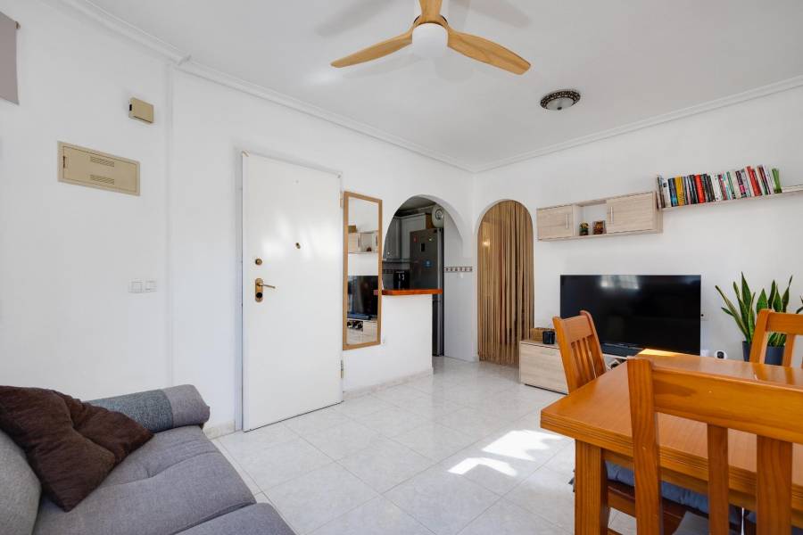 Verkauf - Einfamilienhaus - Aguas Nuevas - Torrevieja