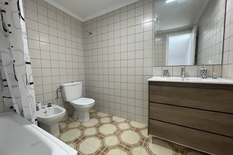 Salg - Bungalow øverste etasje - Nueva Torrevieja - Torrevieja