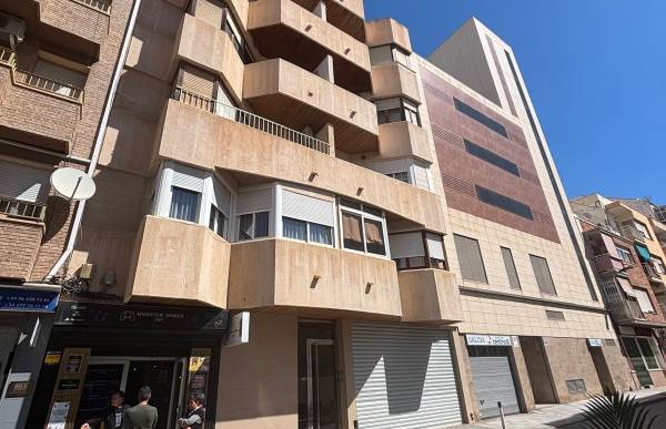 Apartamento - Venta - Centro - Torrevieja