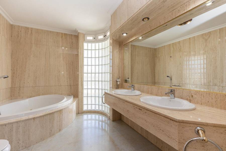 Försäljning - Villa - Torreta florida - Torrevieja