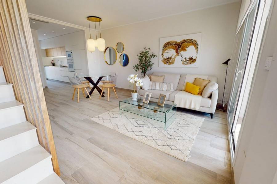 Venta - Adosado - Zona Pueblo - Pilar de la Horadada