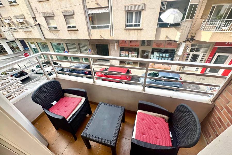Sale - Apartment - Centro - Torrevieja