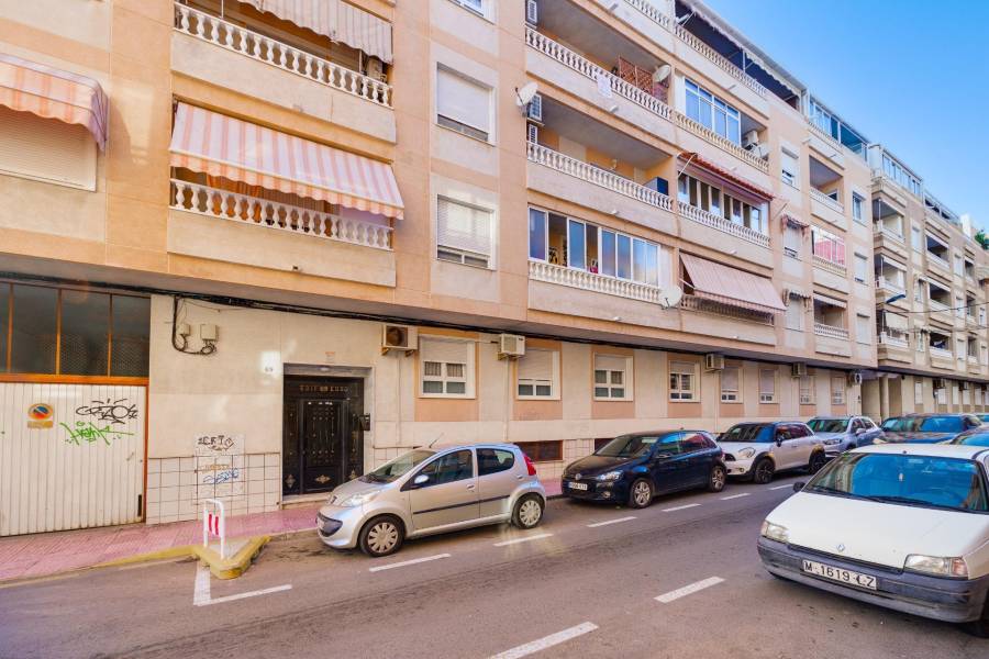 Venta - Apartamento - Estacion de autobuses - Torrevieja