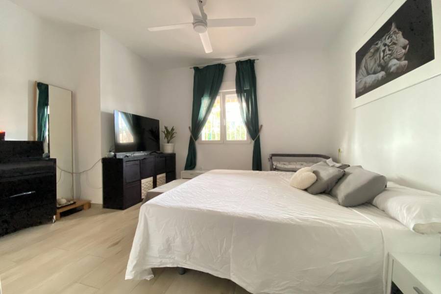 Venta - Chalet - Torreta florida - Torrevieja