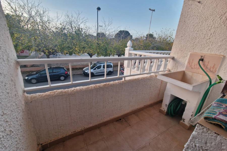 Salg - Bungalow øverste etasje - Playa de los Naufragos - Torrevieja