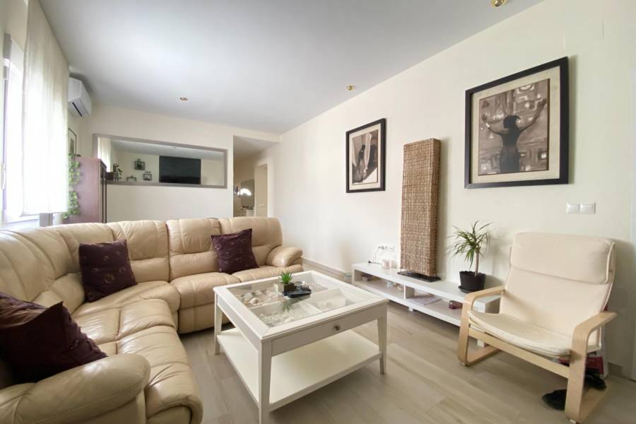 Venta - Chalet - Torreta florida - Torrevieja
