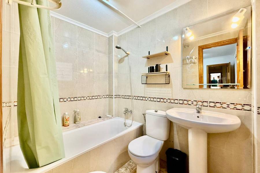 Venta - Apartamento - Playa del Cura - Torrevieja