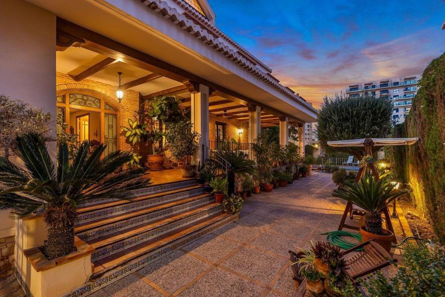 Venta - Villa de Lujo - La veleta - Torrevieja