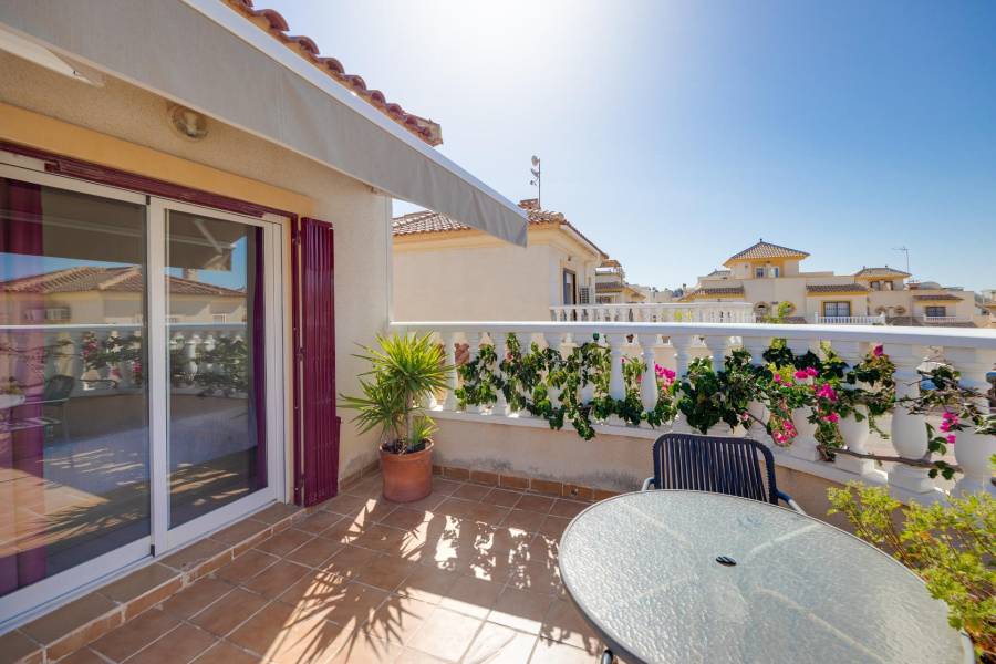 Verkauf - Einfamilienhaus - Aguas Nuevas - Torrevieja