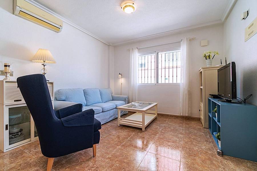 Venta - Adosado - Los balcones - Torrevieja