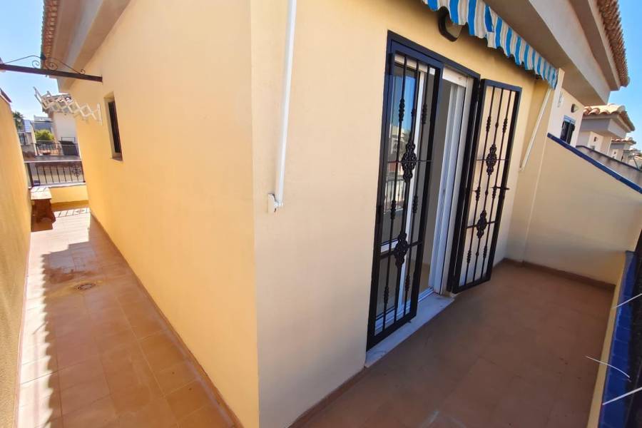 Salg - Rekkehus - Aguas nuevas 1 - Torrevieja