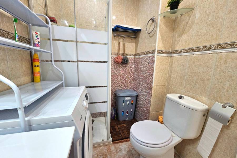 Sale - Apartment - Centro - Torrevieja