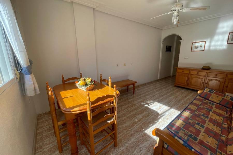 Försäljning - Lägenhet - La Mata - Torrevieja