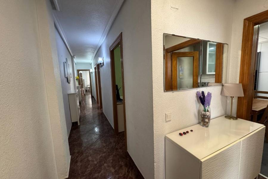 Venta - Apartamento - Playa del Cura - Torrevieja