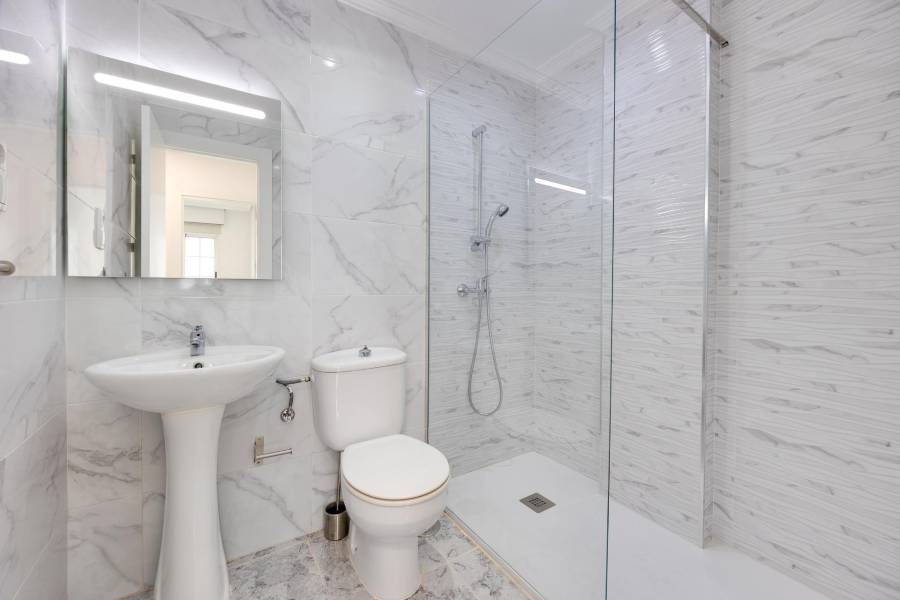 Venta - Apartamento - Playa del Cura - Torrevieja