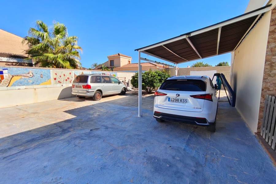 Venta - Chalet - Torreta florida - Torrevieja