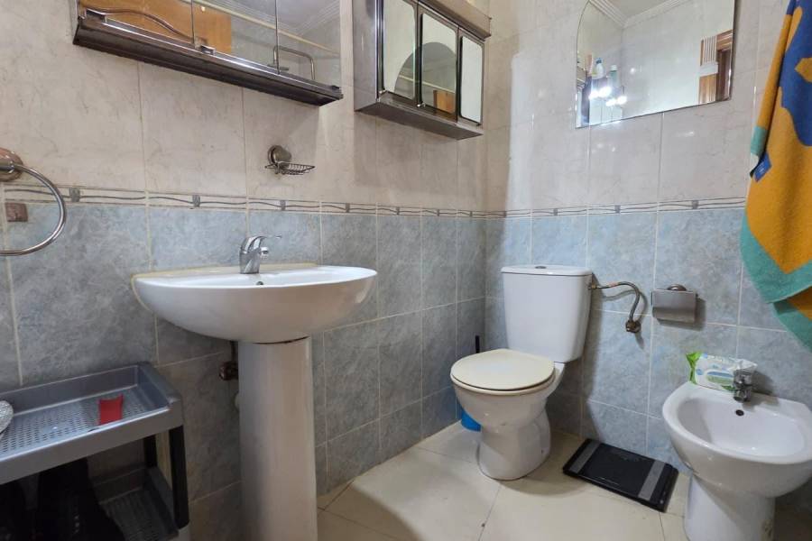 Venta - Apartamento - Paseo maritimo - Torrevieja