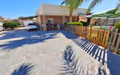 Chalet - Venta - Torreta florida - Torrevieja