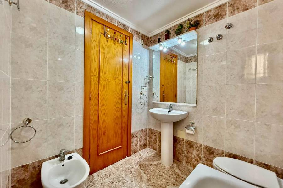 Venta - Apartamento - El Acequión - Los Náufragos - Torrevieja