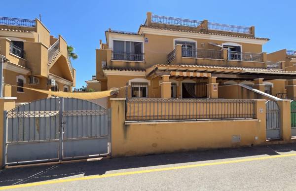 Reihenhaus - Verkauf - Aguas Nuevas - Torrevieja