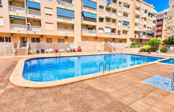 Apartamento - Venta - Playa del Cura - Torrevieja
