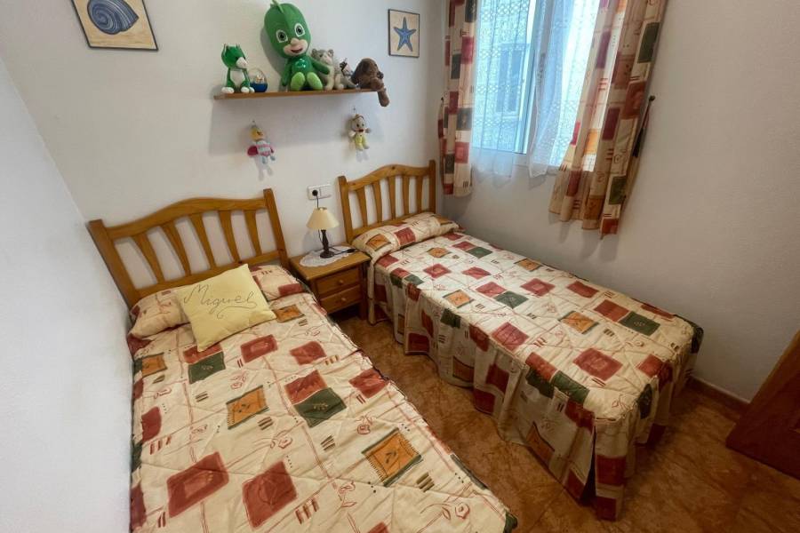 Venta - Apartamento - Playa de los locos - Torrevieja
