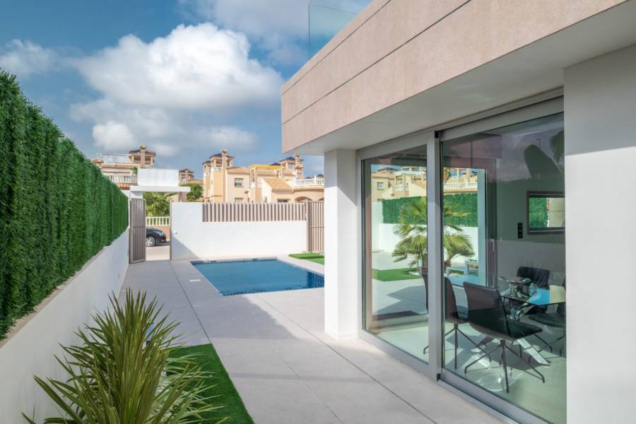 Venta - Chalet - EL RASO - Guardamar del Segura