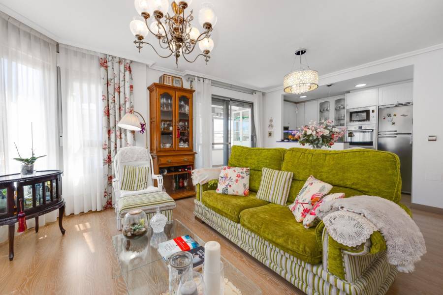 Sale - Penthouse - Centro - Torrevieja