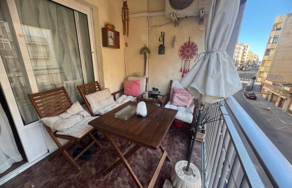 Apartamento - Venta - Playa del Cura - Torrevieja