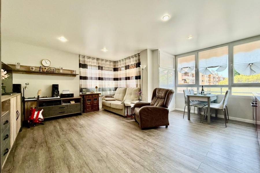 Venta - Apartamento - Playa del Cura - Torrevieja