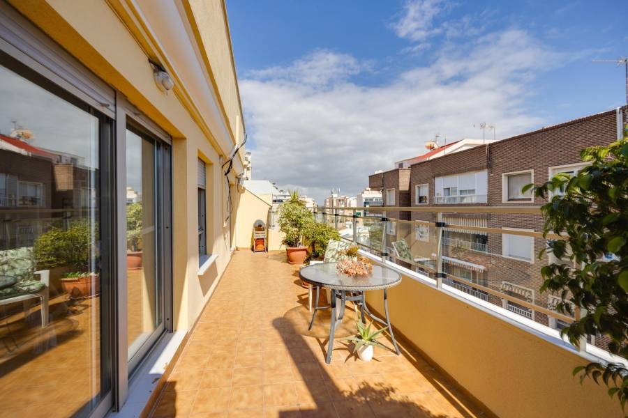 Sale - Penthouse - Centro - Torrevieja