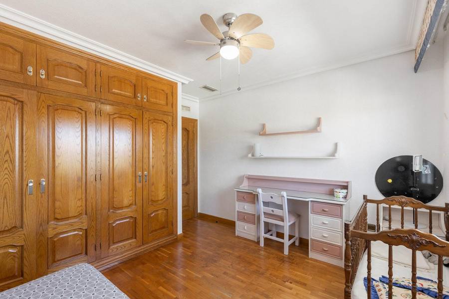 Försäljning - Villa - Torreta florida - Torrevieja