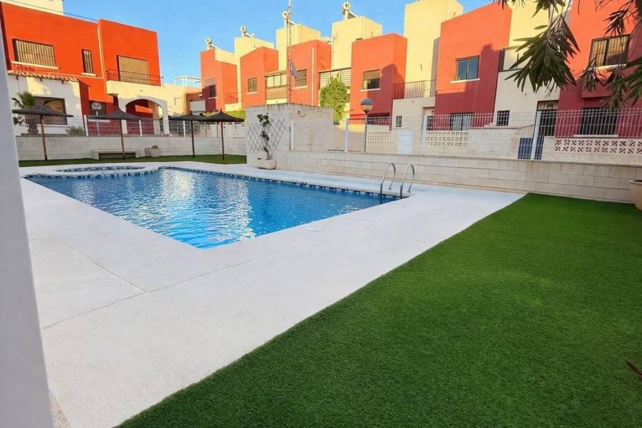 Försäljning - Radhus - Aguas Nuevas - Torrevieja
