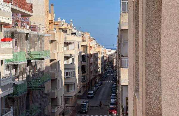 Apartment - Sale - Estacion de autobuses - Torrevieja