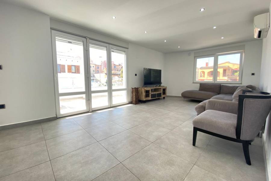 Venta - Villa de Lujo - Aldea del mar - Torrevieja