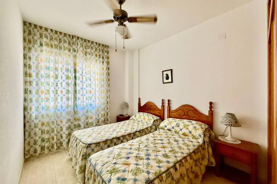 Venta - Apartamento - Estacion de autobuses - Torrevieja