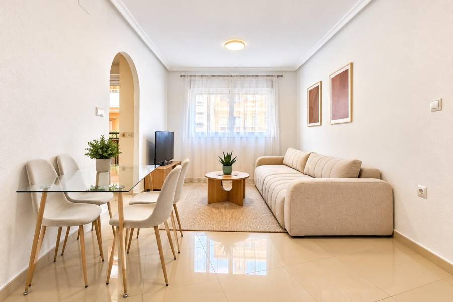 Venta - Apartamento - Paseo maritimo - Torrevieja