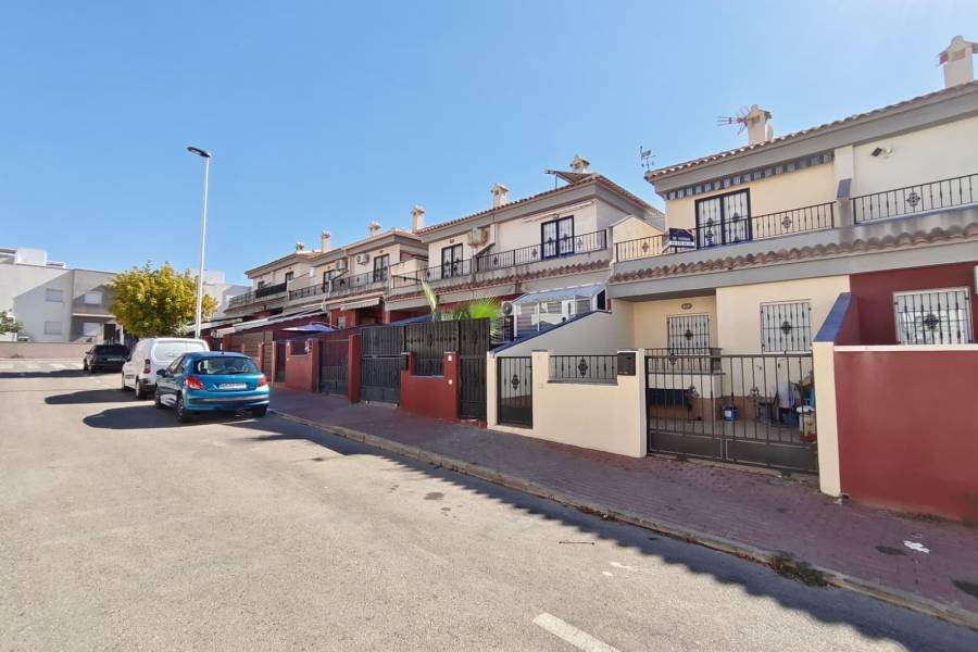 Salg - Rekkehus - Aguas nuevas 1 - Torrevieja