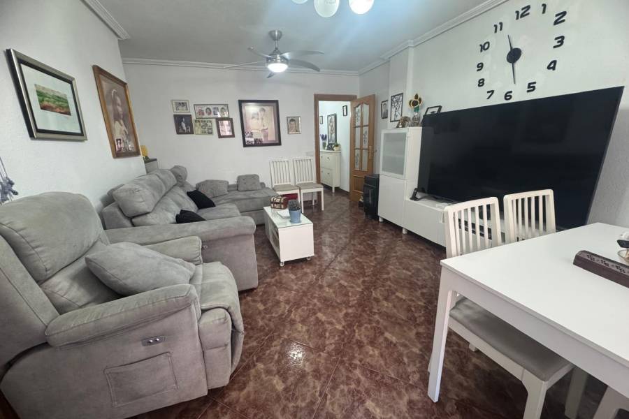 Venta - Apartamento - Playa del Cura - Torrevieja