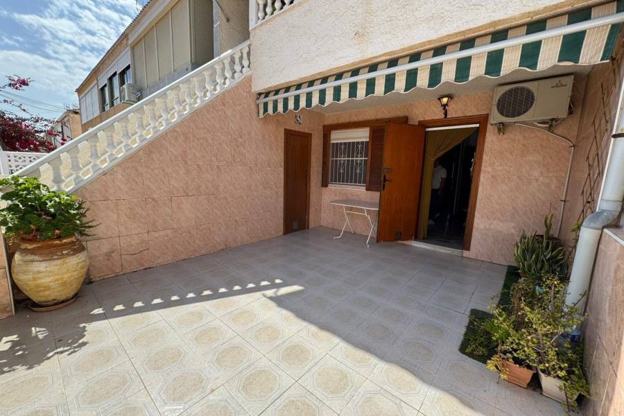 Venta - Bungalow Planta Baja - Playa de los Naufragos - Torrevieja