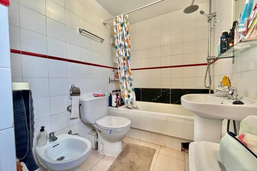 Sale - Studio - Nueva Torrevieja - Torrevieja