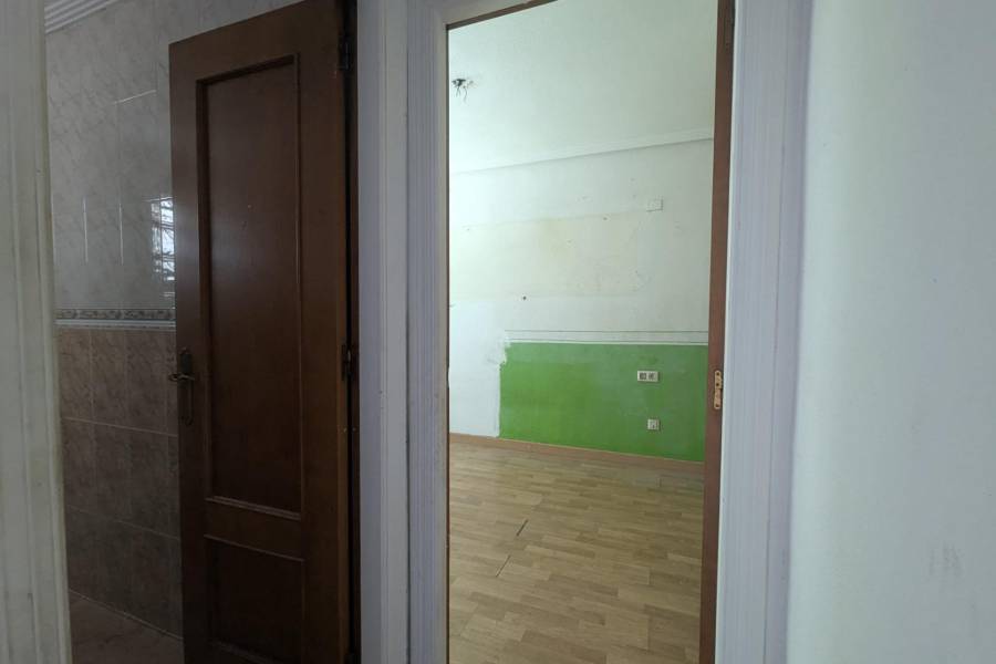 Vente - Bungalow Étage Bas - Centro - Torrevieja