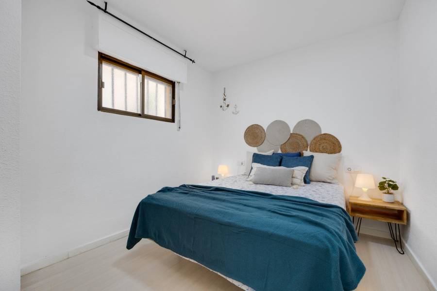 Sale - Apartment - Cabo cervera - Torrevieja