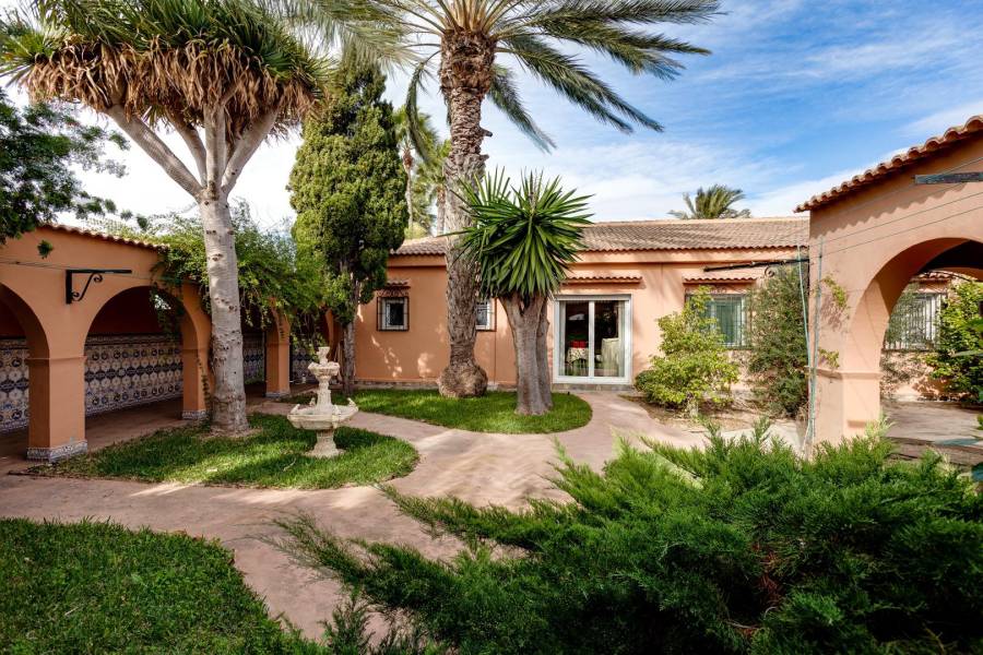 Venta - Villa de Lujo - San luis - Torrevieja